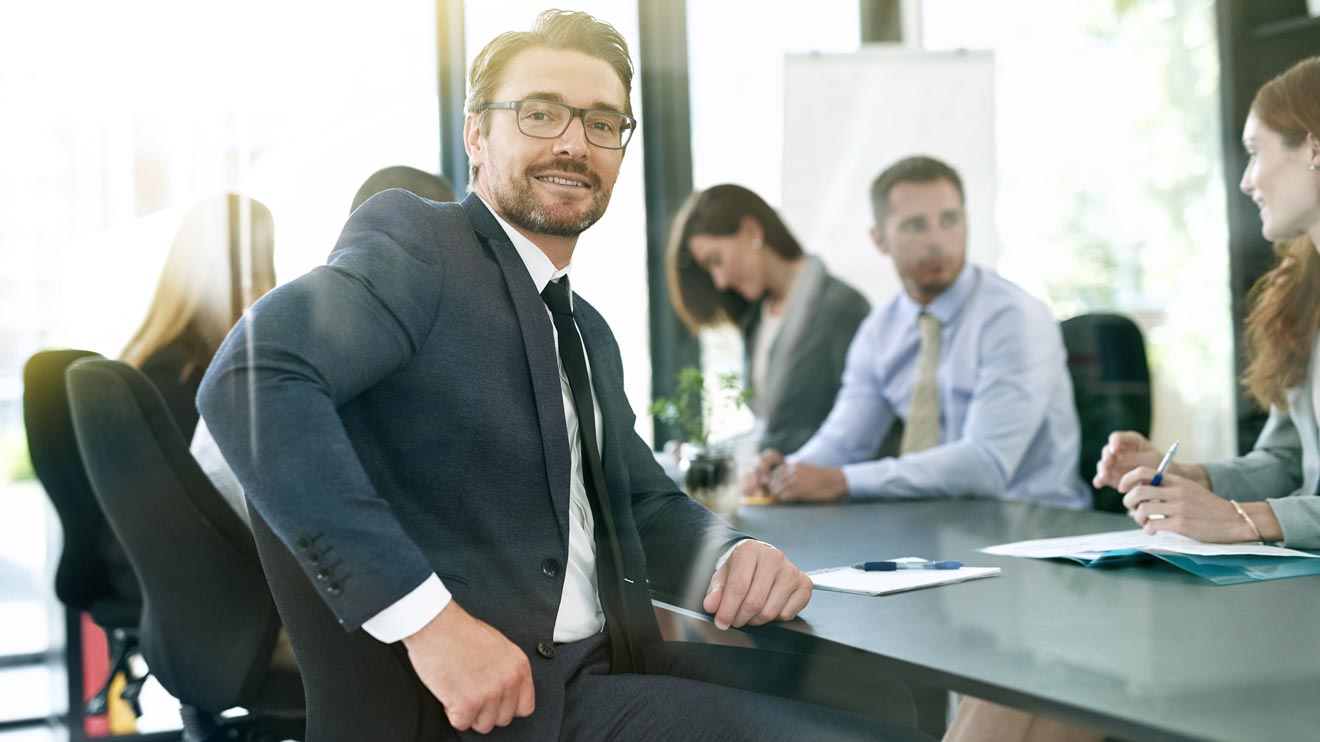 Interim-Manager haben auf ihrem Gebiet bereits viele Projekte erfolgreich umgesetzt. Sie wissen, welche Strategien in anderen Unternehmen in vergleichbaren Situationen erfolgreich waren.